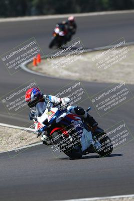 media/Sep-21-2025-TrackDaz (Sun) [[277c75b276]]/C Group/1140pm (Turn 3)/